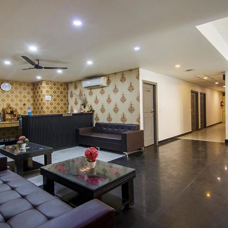 Hotel Treebo Noida Express Exteriér fotografie