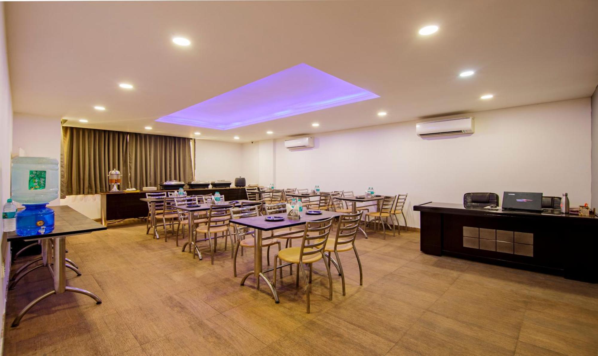 Hotel Treebo Noida Express Exteriér fotografie